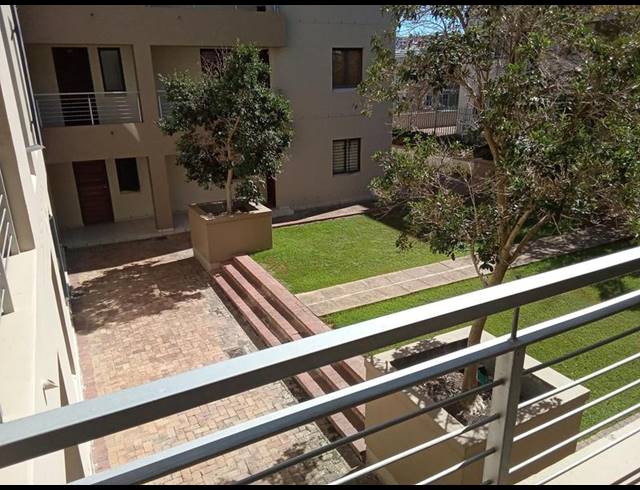2 BEDROOM PROPERTY TO RENT IN LA COLLINE